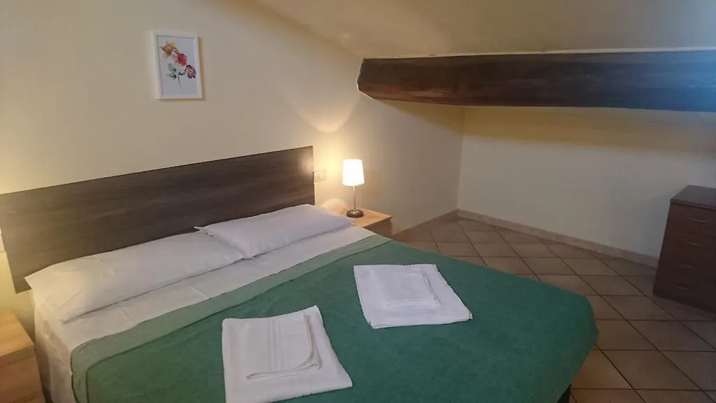 Pisa Lodge B&B Hostel Guest house