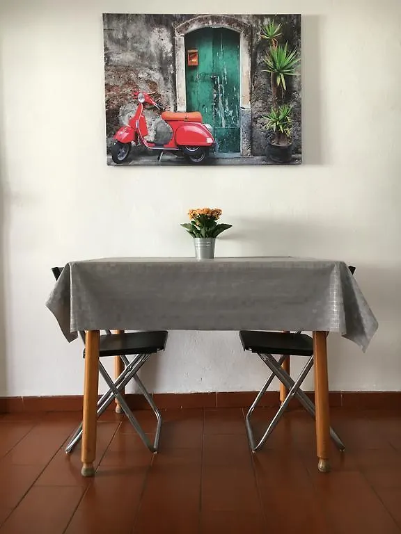 Pisa Lodge B&B Hostel 0*,